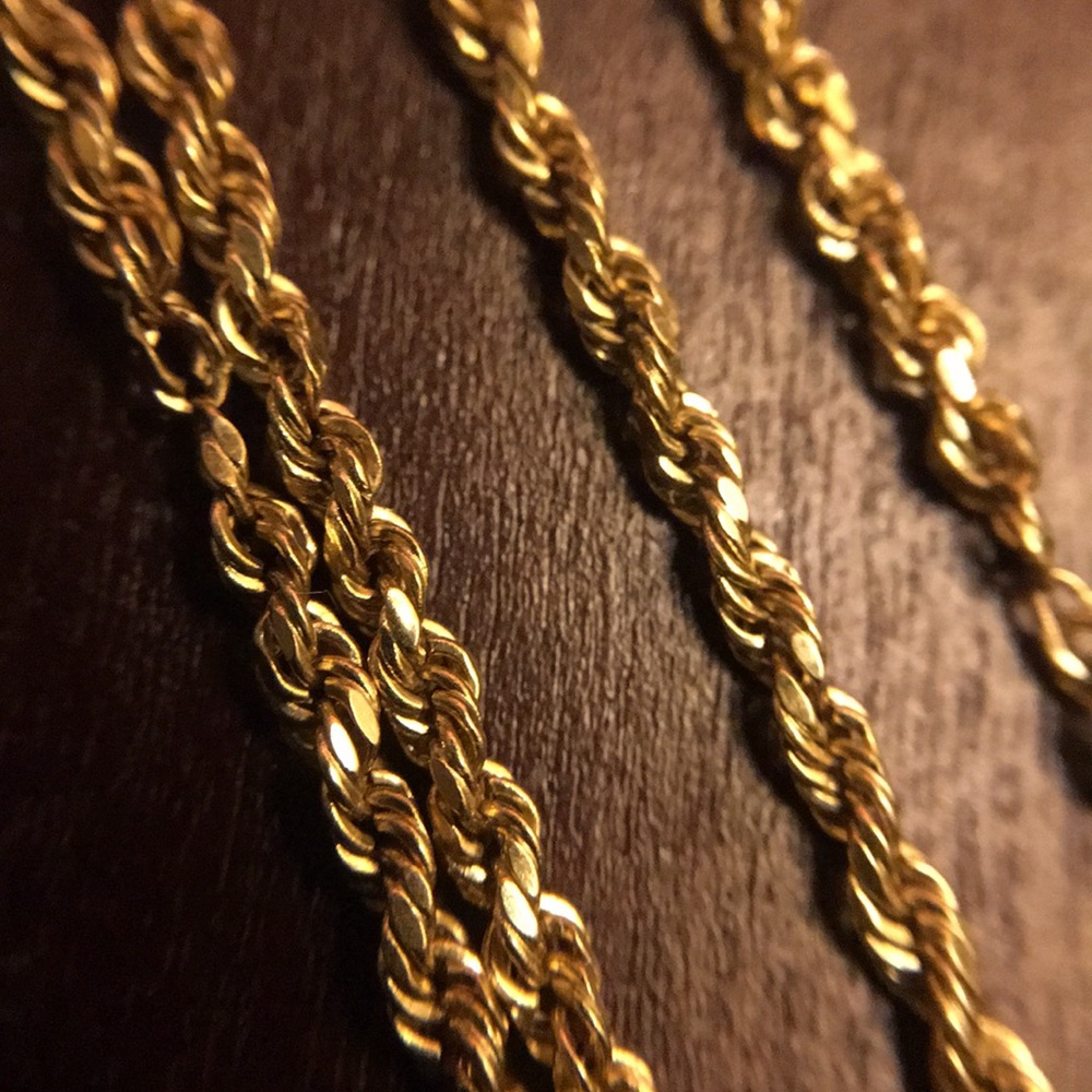 14k gold rope chain & 10k pendant